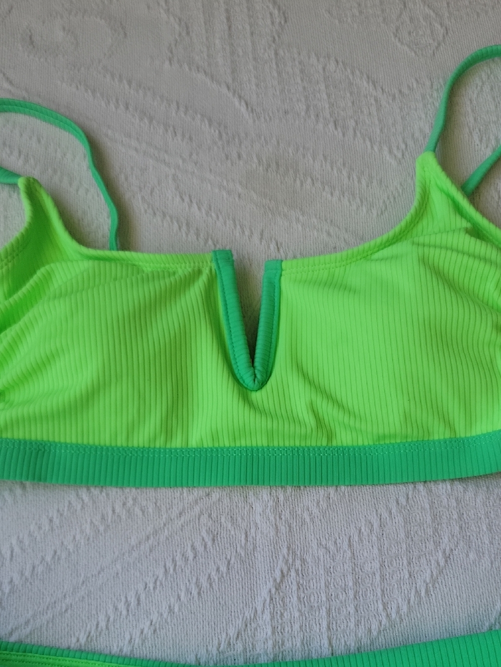 Salt + Cove Juniors 2-Piece V-Wire Bralette Bikini Swimsuit Set, Green, Small - Picture 3 of 5